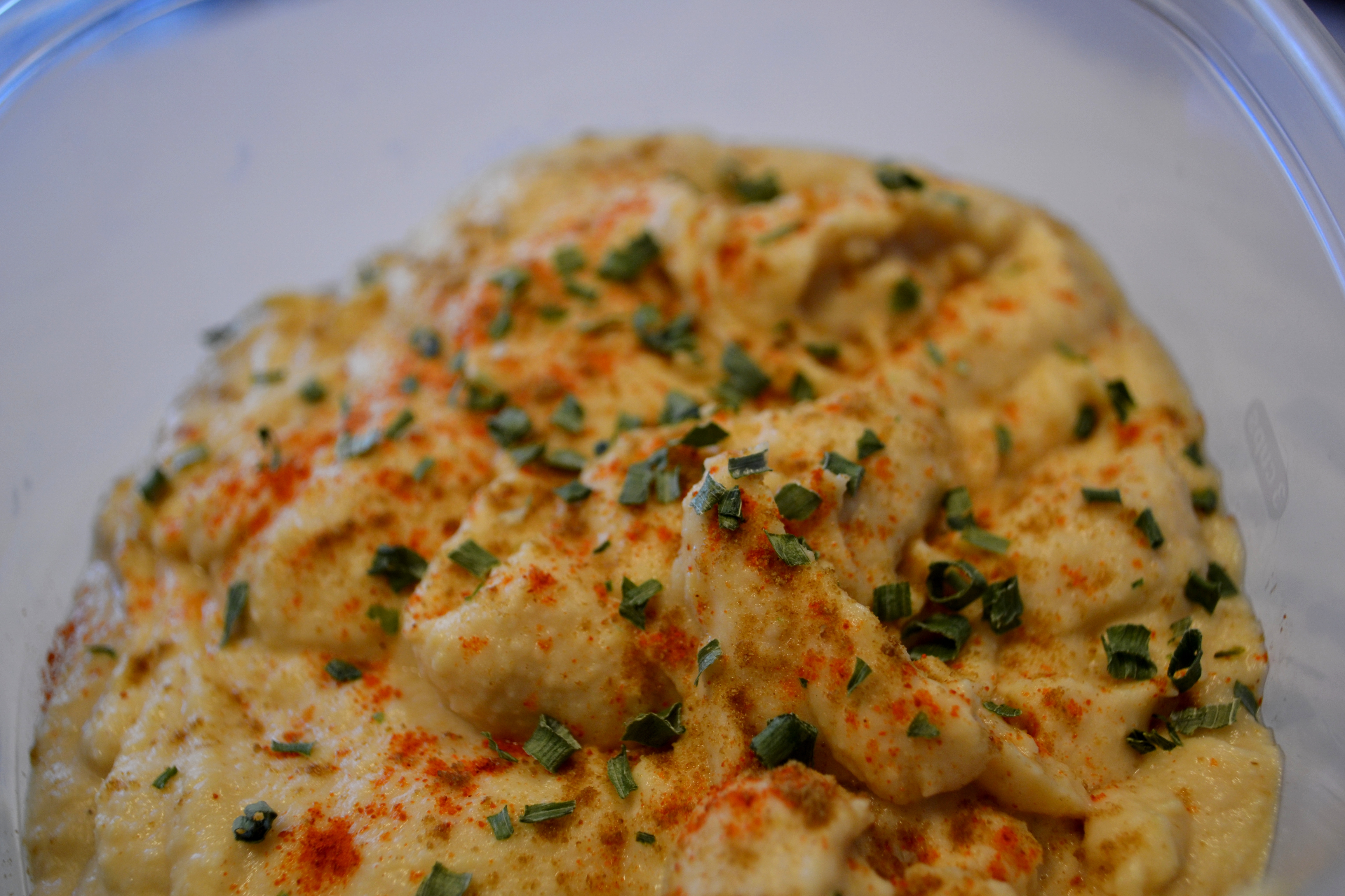 Simple Garlic Hummus